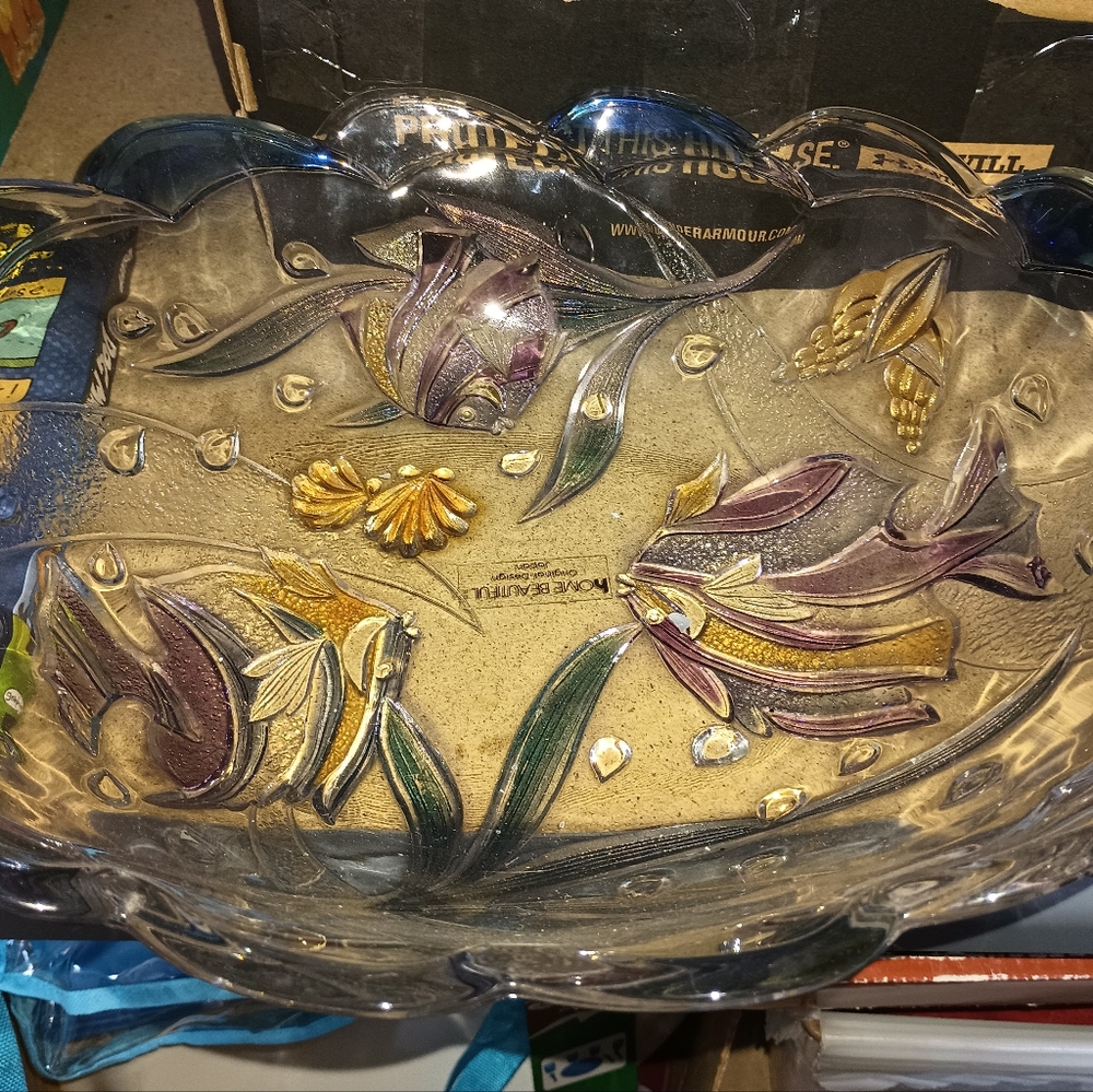 Serving‎ bowl